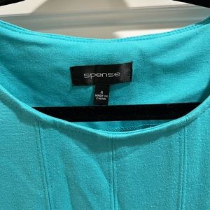 Professional looking dress. Good condition.